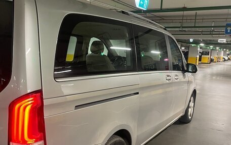 Mercedes-Benz V-Класс, 2015 год, 4 000 000 рублей, 4 фотография