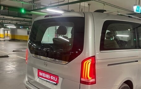 Mercedes-Benz V-Класс, 2015 год, 4 000 000 рублей, 5 фотография