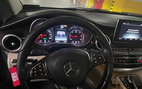 Mercedes-Benz V-Класс, 2015 год, 4 000 000 рублей, 13 фотография