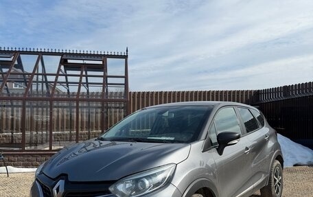 Renault Kaptur I рестайлинг, 2017 год, 1 200 000 рублей, 1 фотография