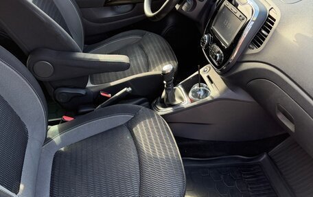 Renault Kaptur I рестайлинг, 2017 год, 1 200 000 рублей, 8 фотография