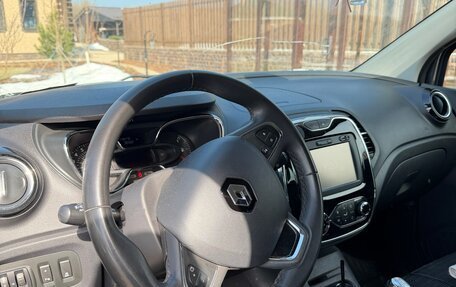 Renault Kaptur I рестайлинг, 2017 год, 1 200 000 рублей, 15 фотография