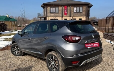 Renault Kaptur I рестайлинг, 2017 год, 1 200 000 рублей, 4 фотография