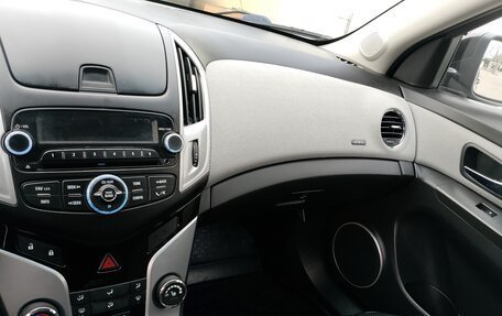 Chevrolet Cruze II, 2013 год, 850 000 рублей, 5 фотография