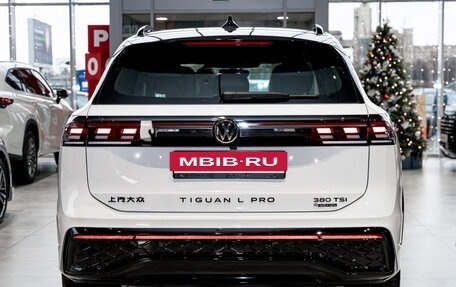 Volkswagen Tiguan, 2025 год, 5 400 000 рублей, 6 фотография