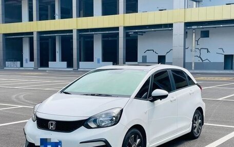 Honda Fit, 2022 год, 1 150 000 рублей, 3 фотография