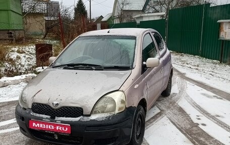 Toyota Vitz, 2000 год, 203 000 рублей, 1 фотография