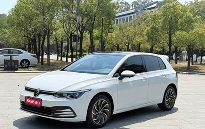 Volkswagen Golf VIII, 2023 год, 1 750 000 рублей, 1 фотография