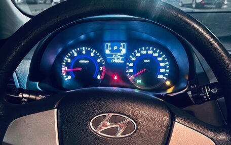 Hyundai Solaris II рестайлинг, 2016 год, 950 000 рублей, 8 фотография