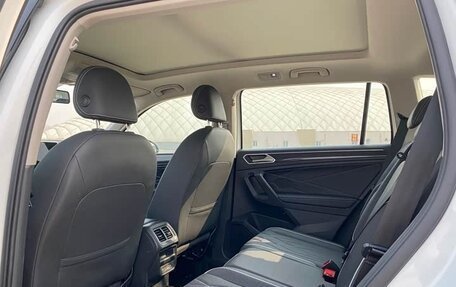 Volkswagen Tiguan II, 2022 год, 2 773 000 рублей, 16 фотография