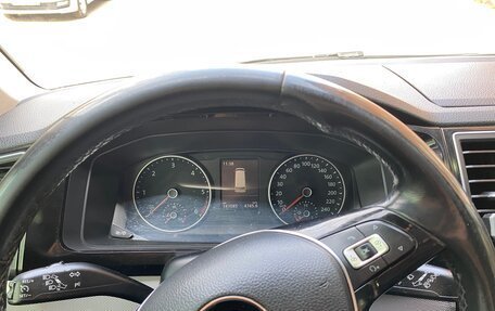 Volkswagen Multivan T6 рестайлинг, 2016 год, 4 400 000 рублей, 12 фотография