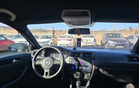 Volkswagen Jetta VI, 2012 год, 650 000 рублей, 5 фотография