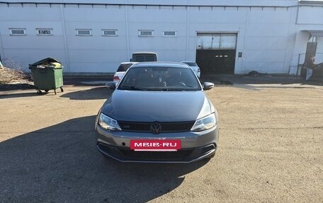 Volkswagen Jetta VI, 2012 год, 650 000 рублей, 3 фотография