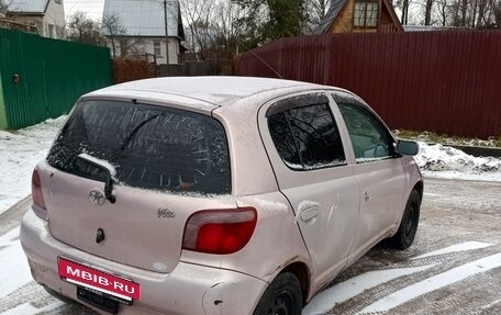 Toyota Vitz, 2000 год, 203 000 рублей, 2 фотография
