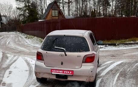 Toyota Vitz, 2000 год, 203 000 рублей, 3 фотография