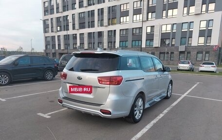 KIA Carnival III, 2018 год, 2 897 000 рублей, 4 фотография