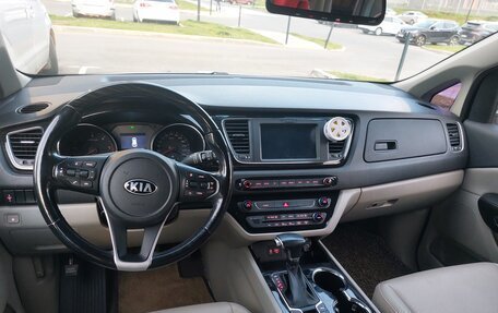 KIA Carnival III, 2018 год, 2 897 000 рублей, 11 фотография