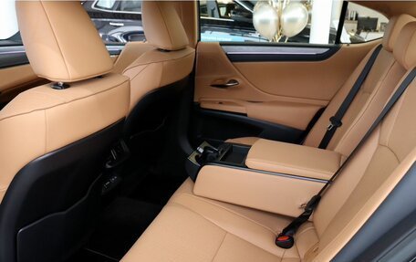 Lexus ES VII, 2025 год, 6 350 000 рублей, 18 фотография