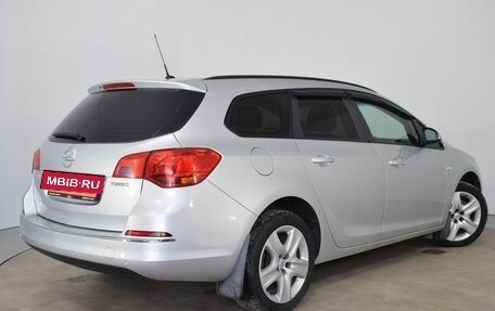 Opel Astra J, 2013 год, 870 000 рублей, 5 фотография