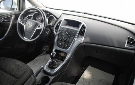 Opel Astra J, 2013 год, 870 000 рублей, 11 фотография