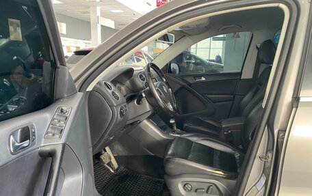 Volkswagen Tiguan I, 2009 год, 760 000 рублей, 13 фотография