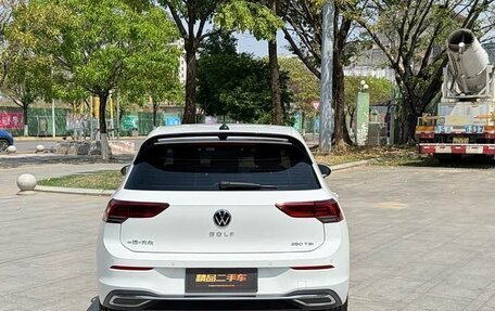 Volkswagen Golf VIII, 2023 год, 1 750 000 рублей, 7 фотография