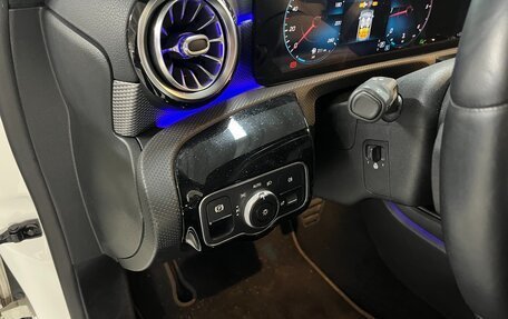 Mercedes-Benz A-Класс, 2021 год, 2 580 000 рублей, 10 фотография