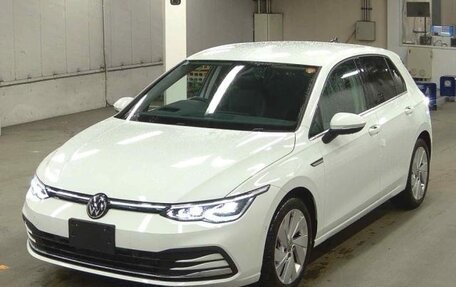 Volkswagen Golf VIII, 2021 год, 1 570 505 рублей, 1 фотография