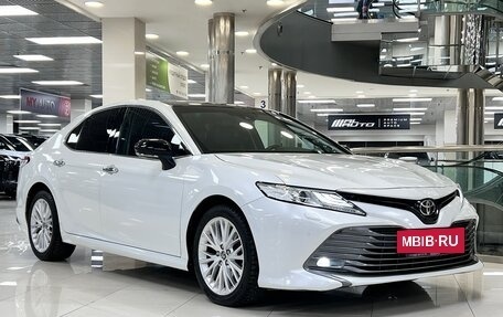 Toyota Camry, 2018 год, 2 998 000 рублей, 4 фотография