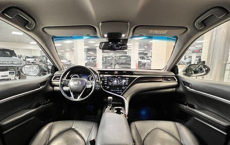 Toyota Camry, 2018 год, 2 998 000 рублей, 17 фотография