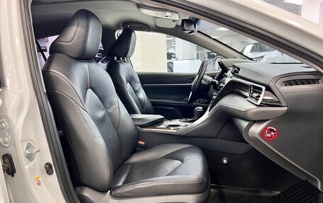 Toyota Camry, 2018 год, 2 998 000 рублей, 12 фотография