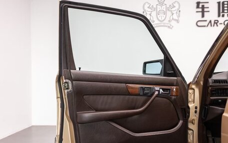 Mercedes-Benz S-Класс, 1989 год, 12 870 000 рублей, 8 фотография