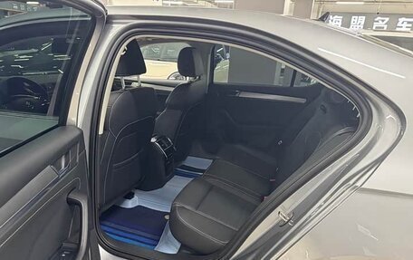 Skoda Superb III рестайлинг, 2022 год, 2 340 000 рублей, 9 фотография