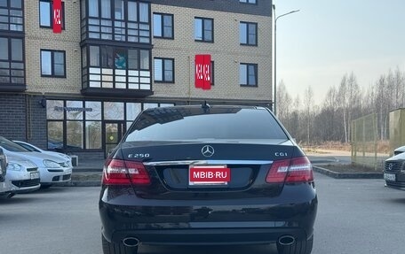 Mercedes-Benz E-Класс, 2010 год, 2 000 000 рублей, 5 фотография