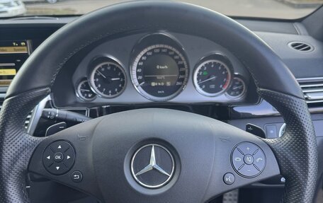 Mercedes-Benz E-Класс, 2010 год, 2 000 000 рублей, 10 фотография