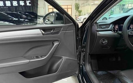 Skoda Superb III рестайлинг, 2022 год, 2 296 000 рублей, 12 фотография