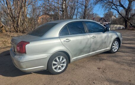 Toyota Avensis III рестайлинг, 2006 год, 800 000 рублей, 4 фотография