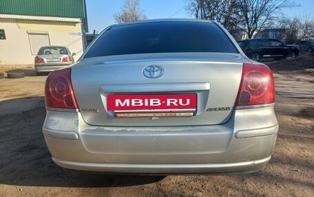 Toyota Avensis III рестайлинг, 2006 год, 800 000 рублей, 10 фотография