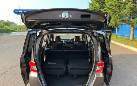 Honda Freed I, 2011 год, 950 000 рублей, 8 фотография