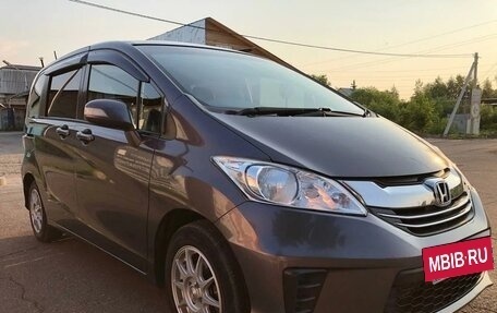 Honda Freed I, 2011 год, 950 000 рублей, 4 фотография