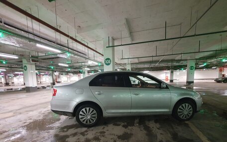 Volkswagen Jetta VI, 2010 год, 950 000 рублей, 4 фотография