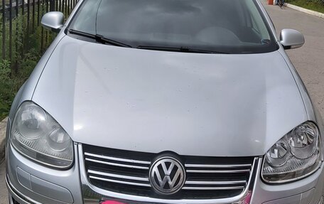 Volkswagen Jetta VI, 2010 год, 950 000 рублей, 16 фотография