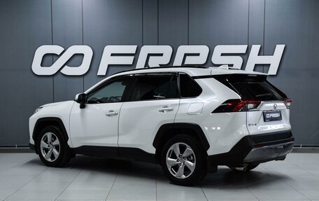 Toyota RAV4, 2021 год, 3 700 000 рублей, 2 фотография