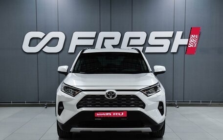 Toyota RAV4, 2021 год, 3 700 000 рублей, 3 фотография