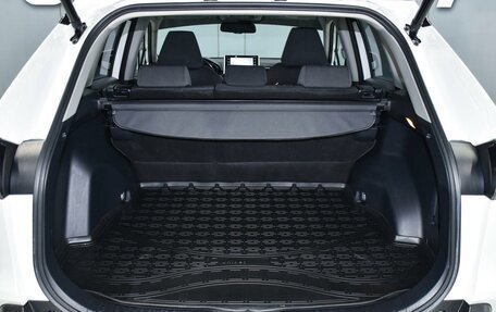 Toyota RAV4, 2021 год, 3 700 000 рублей, 26 фотография