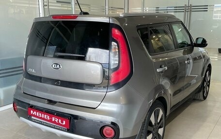 KIA Soul II рестайлинг, 2018 год, 1 940 000 рублей, 4 фотография