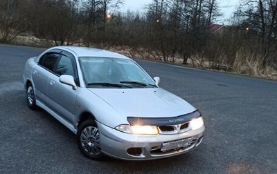Mitsubishi Carisma I, 1995 год, 145 000 рублей, 1 фотография