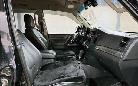 Mitsubishi Pajero IV, 2013 год, 2 199 000 рублей, 9 фотография