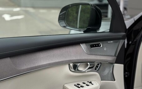 Volvo XC90 II рестайлинг, 2025 год, 12 490 000 рублей, 18 фотография