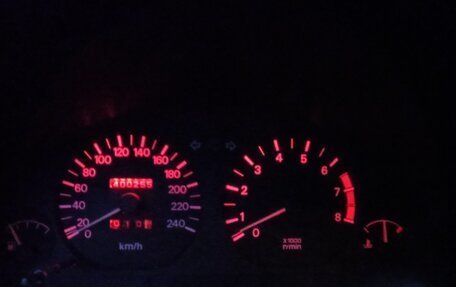 Mitsubishi Carisma I, 1995 год, 145 000 рублей, 16 фотография